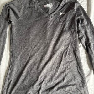 Under Armour Women’s Gray Long Sleeve Shirt
